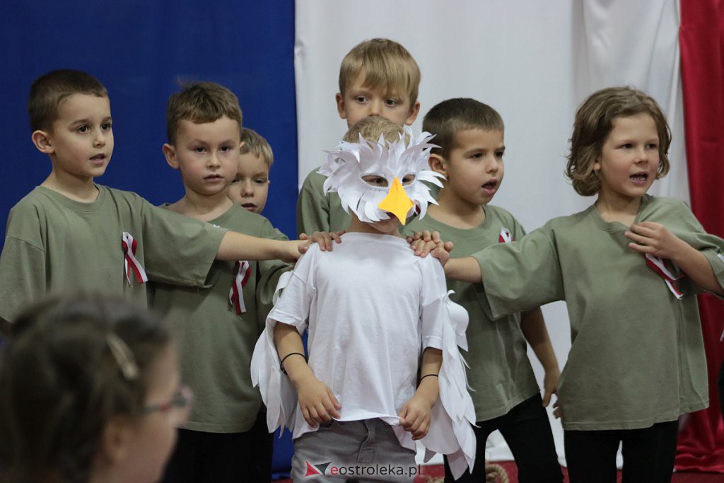 Lekcja historii w wykonaniu przedszkolaków z „Krainy Misiów” [WIDEO, ZDJĘCIA] - zdjęcie #12 - eOstroleka.pl