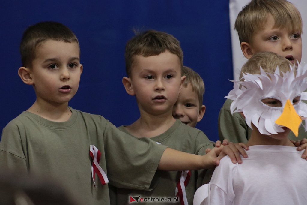 Lekcja historii w wykonaniu przedszkolaków z „Krainy Misiów” [WIDEO, ZDJĘCIA] - zdjęcie #9 - eOstroleka.pl