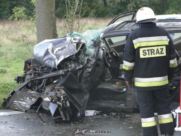 Zerzenie 3 aut w Olszewie Borkach (16.09.2010) - zdjęcie #10 - eOstroleka.pl