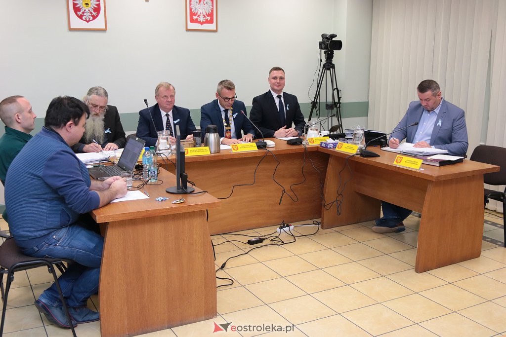 XXI nadzwyczajna sesja Rady Miasta [20.11.2019] - zdjęcie #1 - eOstroleka.pl