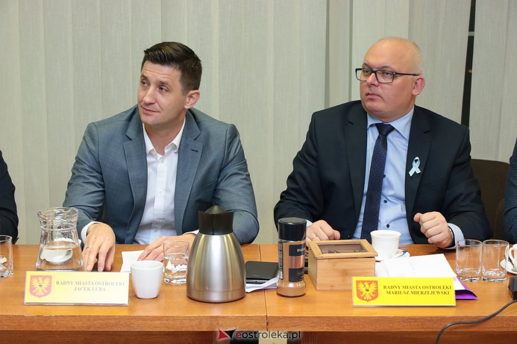 XXI nadzwyczajna sesja Rady Miasta [20.11.2019] - zdjęcie #10 - eOstroleka.pl