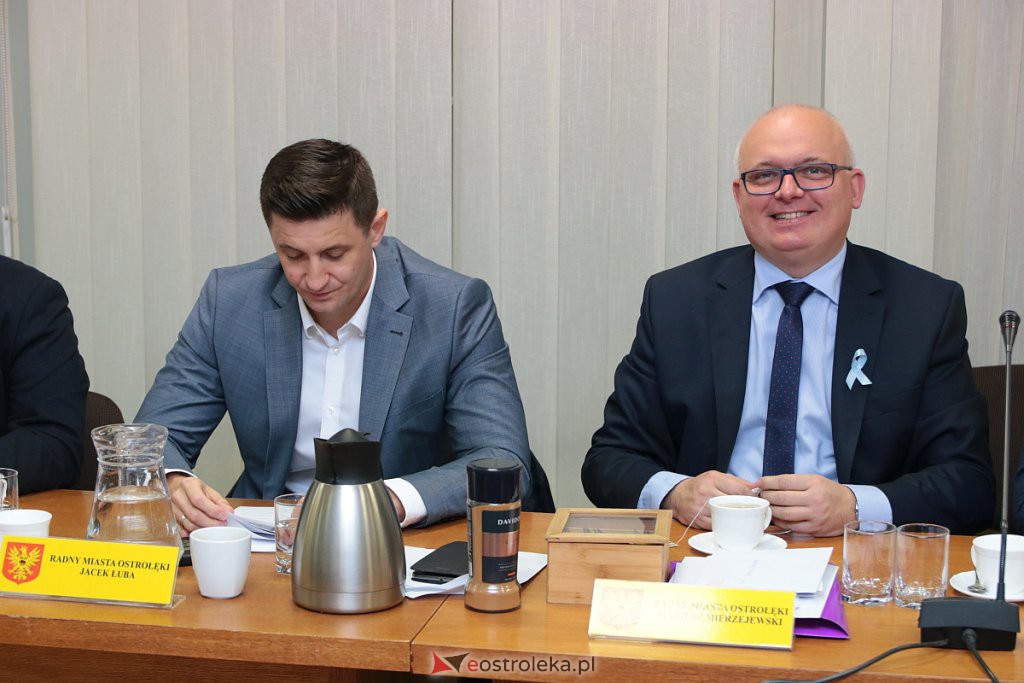 XXI nadzwyczajna sesja Rady Miasta [20.11.2019] - zdjęcie #12 - eOstroleka.pl