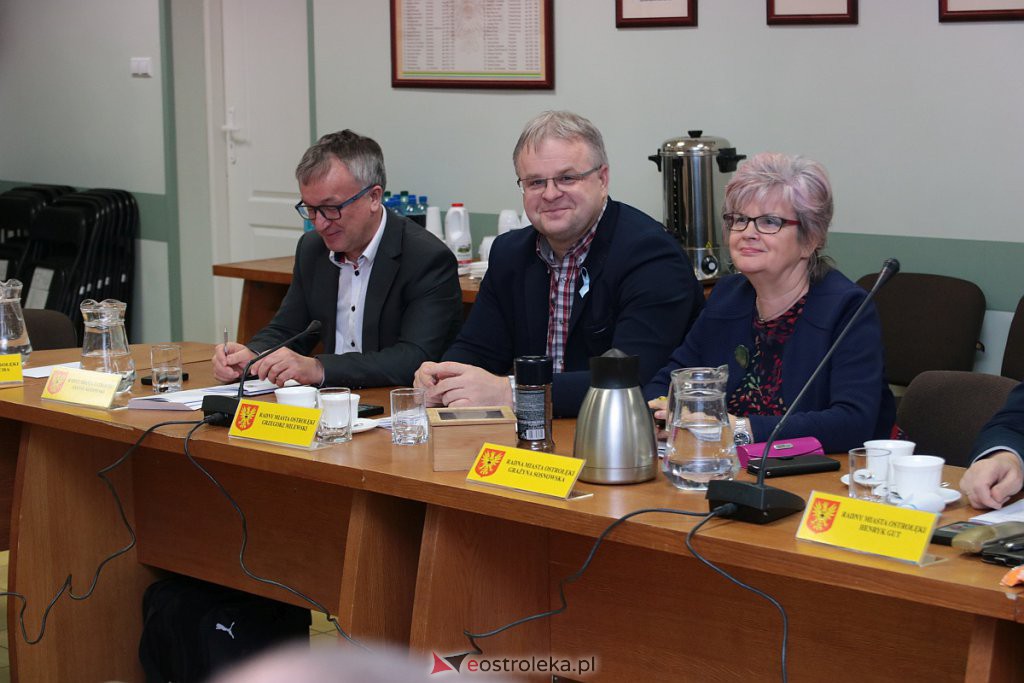 XXI nadzwyczajna sesja Rady Miasta [20.11.2019] - zdjęcie #21 - eOstroleka.pl