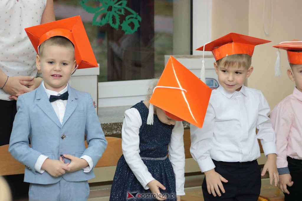 Pasowanie na przedszkolaka w „Krainie Misiów” [21.11.2019] - zdjęcie #14 - eOstroleka.pl