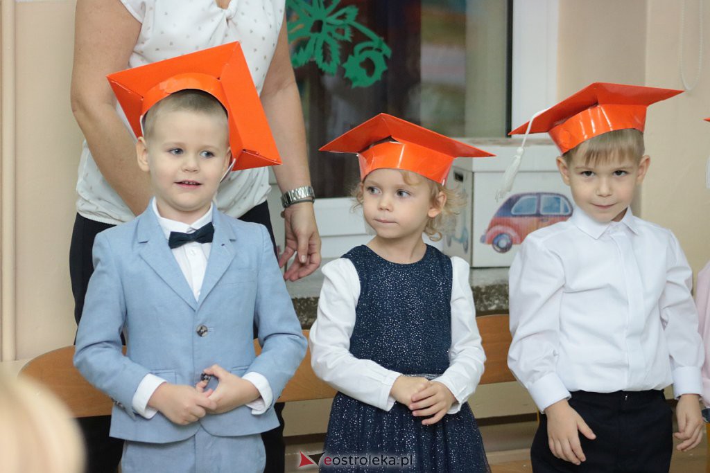 Pasowanie na przedszkolaka w „Krainie Misiów” [21.11.2019] - zdjęcie #15 - eOstroleka.pl
