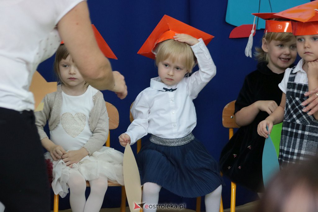 Pasowanie na przedszkolaka w „Krainie Misiów” [21.11.2019] - zdjęcie #30 - eOstroleka.pl