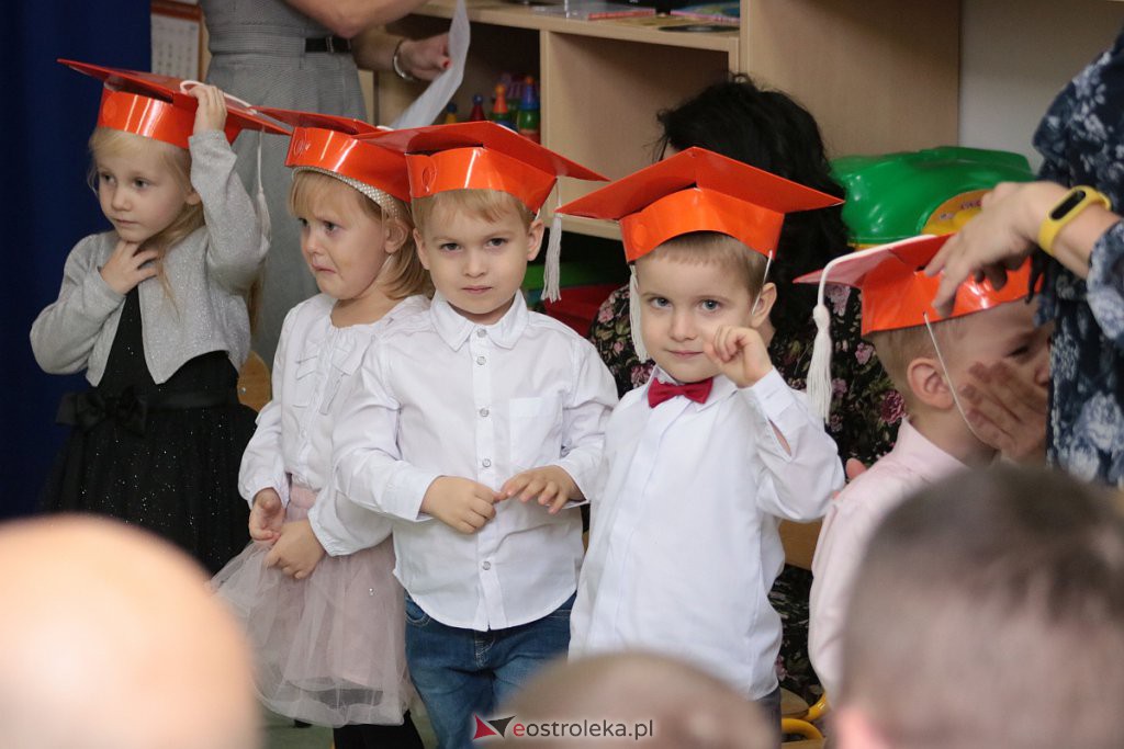 Pasowanie na przedszkolaka w „Krainie Misiów” [21.11.2019] - zdjęcie #31 - eOstroleka.pl