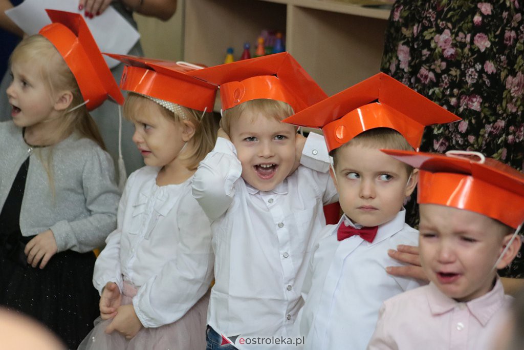 Pasowanie na przedszkolaka w „Krainie Misiów” [21.11.2019] - zdjęcie #38 - eOstroleka.pl