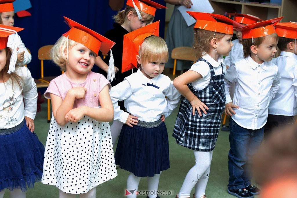 Pasowanie na przedszkolaka w „Krainie Misiów” [21.11.2019] - zdjęcie #42 - eOstroleka.pl