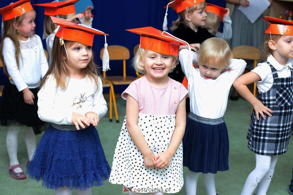 Pasowanie na przedszkolaka w „Krainie Misiów” [21.11.2019] - zdjęcie #46 - eOstroleka.pl