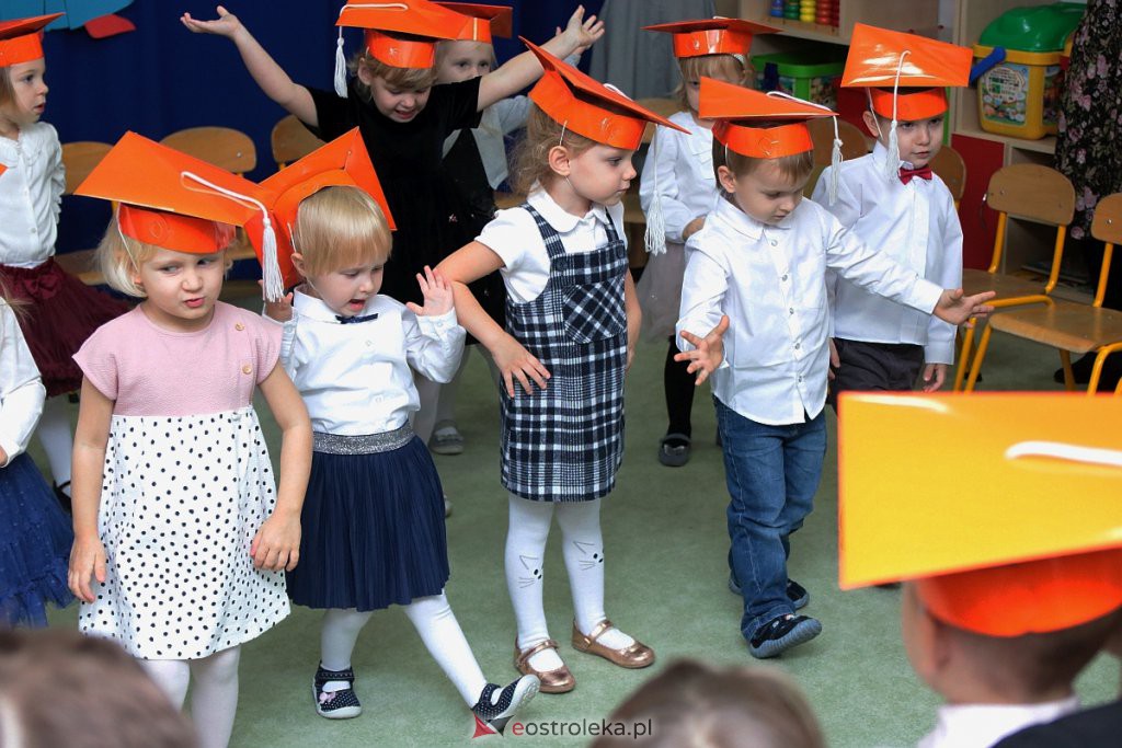 Pasowanie na przedszkolaka w „Krainie Misiów” [21.11.2019] - zdjęcie #34 - eOstroleka.pl