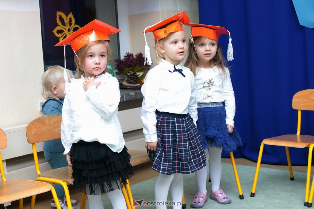 Pasowanie na przedszkolaka w „Krainie Misiów” [21.11.2019] - zdjęcie #57 - eOstroleka.pl