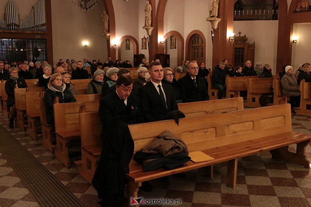 Ostrołęka uczciła pamięć zmarłych samorządowców [ZDJĘCIA] - zdjęcie #6 - eOstroleka.pl