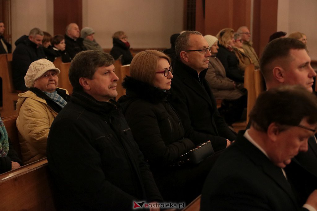 Ostrołęka uczciła pamięć zmarłych samorządowców [ZDJĘCIA] - zdjęcie #10 - eOstroleka.pl