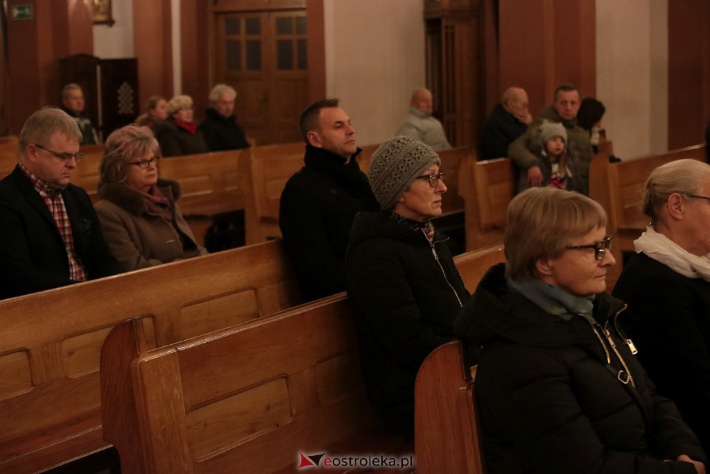 Ostrołęka uczciła pamięć zmarłych samorządowców [ZDJĘCIA] - zdjęcie #7 - eOstroleka.pl