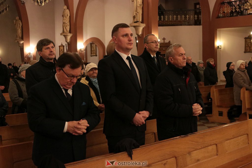 Ostrołęka uczciła pamięć zmarłych samorządowców [ZDJĘCIA] - zdjęcie #20 - eOstroleka.pl
