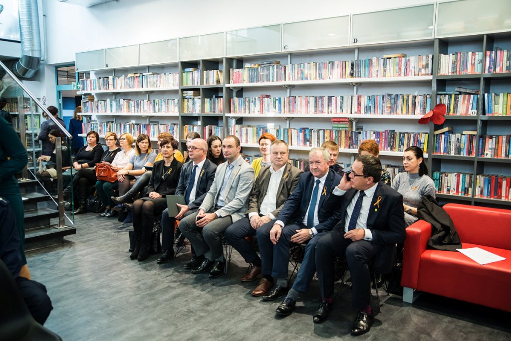 Akcja „Stop zagrożeniom” w kadzidlańskiej bibliotece [25.11.2019] - zdjęcie #1 - eOstroleka.pl