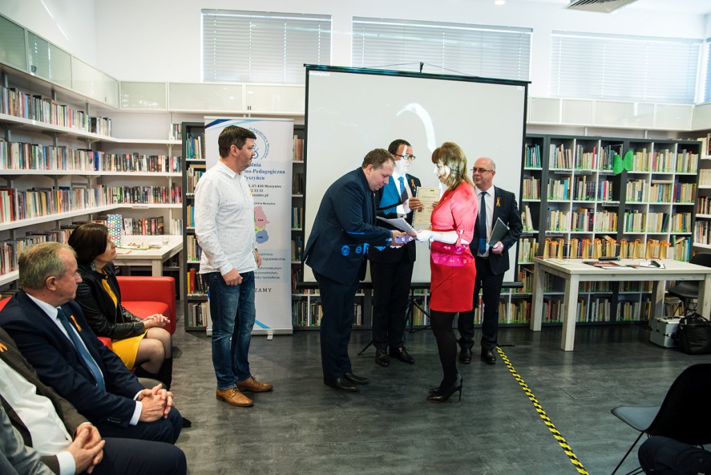Akcja „Stop zagrożeniom” w kadzidlańskiej bibliotece [25.11.2019] - zdjęcie #3 - eOstroleka.pl