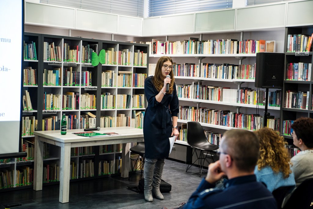Akcja „Stop zagrożeniom” w kadzidlańskiej bibliotece [25.11.2019] - zdjęcie #15 - eOstroleka.pl