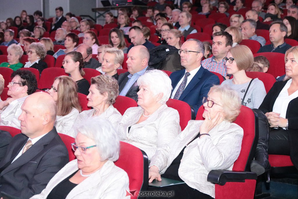 XXII Ostrołęckie Spotkania Chóralne w patriotycznym tonie [24.11.2019] - zdjęcie #42 - eOstroleka.pl