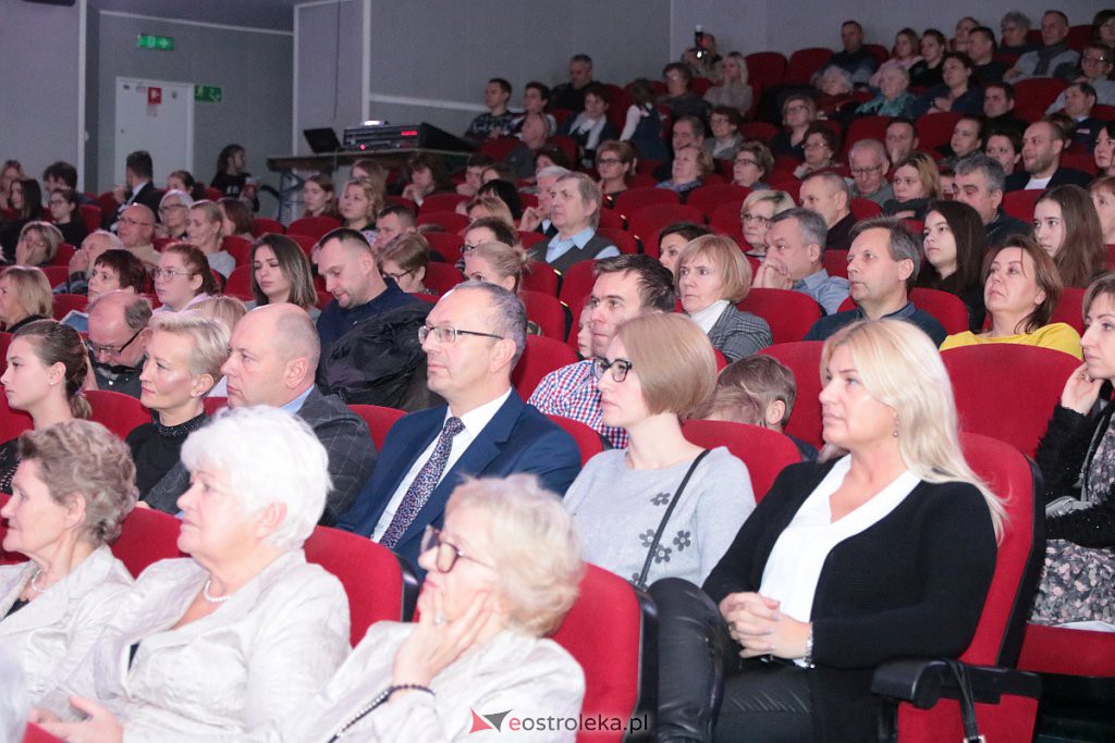 XXII Ostrołęckie Spotkania Chóralne w patriotycznym tonie [24.11.2019] - zdjęcie #41 - eOstroleka.pl