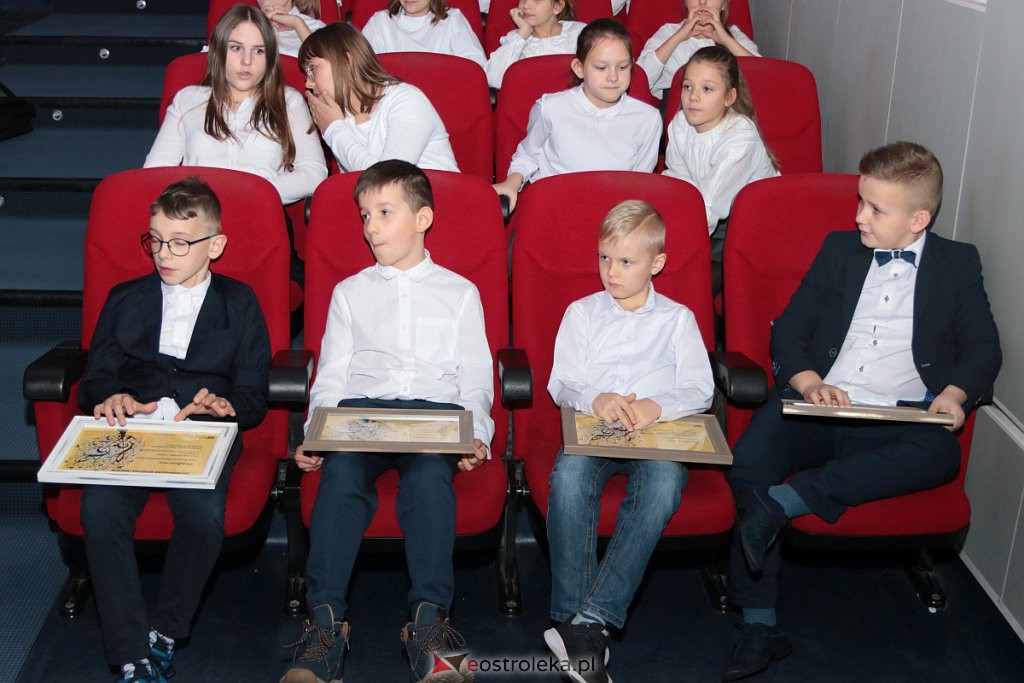 XXII Ostrołęckie Spotkania Chóralne w patriotycznym tonie [24.11.2019] - zdjęcie #36 - eOstroleka.pl