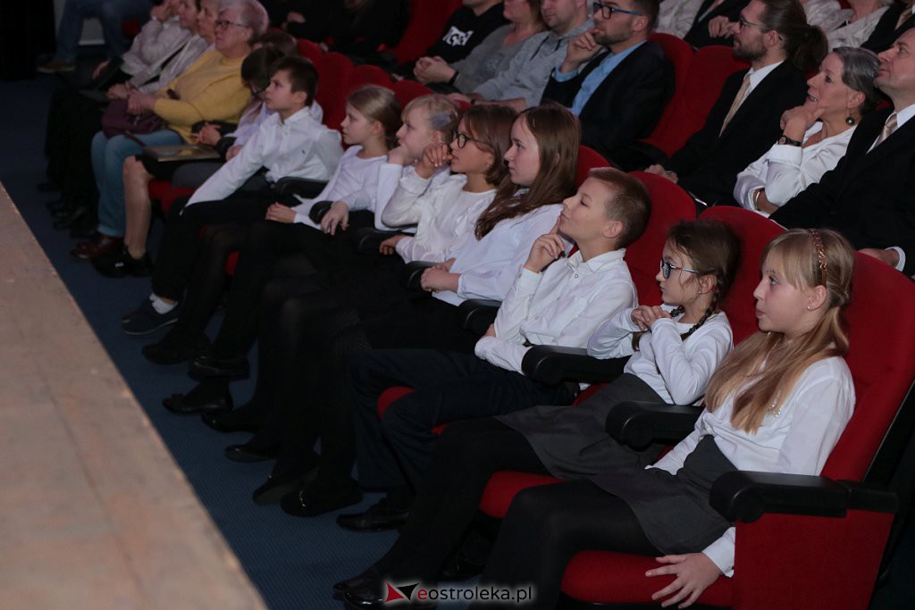 XXII Ostrołęckie Spotkania Chóralne w patriotycznym tonie [24.11.2019] - zdjęcie #33 - eOstroleka.pl