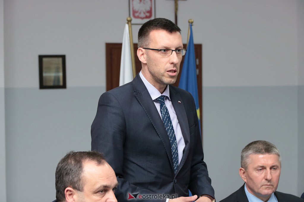 Historyczna umowa na inwestycję z Funduszu Dróg Samorządowych podpisana [26.11.2019] - zdjęcie #15 - eOstroleka.pl