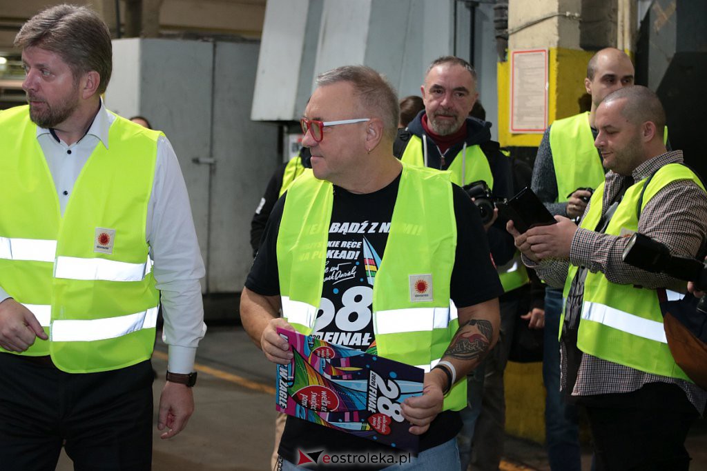 Jerzy Owsiak odwiedził Ostrołękę. Pokazał puszkę 28. finału i symbolicznie rozpoczął ostatni etap produkcji [27.11.2019] - zdjęcie #48 - eOstroleka.pl