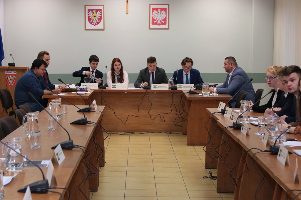 Młodzieżowa Rada Miasta rozpoczyna współpracę z MIS i ostrołęckim sztabem WOŚP [27.11.2019] - zdjęcie #1 - eOstroleka.pl