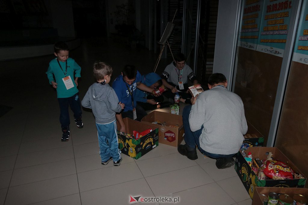Pierwszy dzień Świątecznej Zbiórki Żywności za nami [ZDJĘCIA] - zdjęcie #7 - eOstroleka.pl