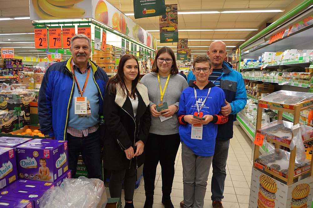 11. Świąteczna Zbiórka Żywności dobiegła końca [01.12.2019] - zdjęcie #4 - eOstroleka.pl