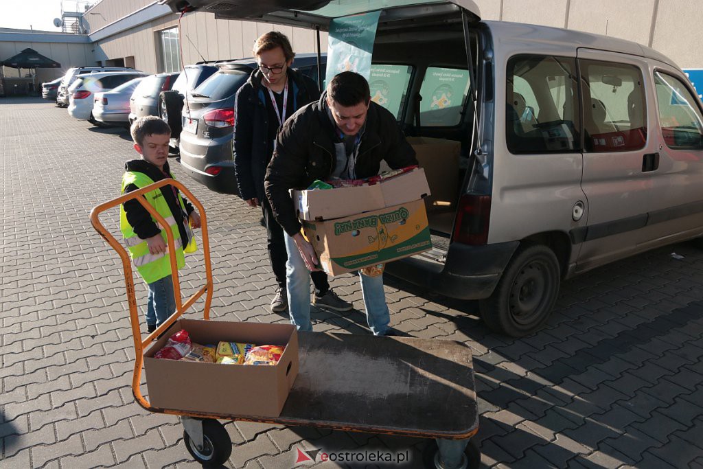 11. Świąteczna Zbiórka Żywności dobiegła końca [01.12.2019] - zdjęcie #95 - eOstroleka.pl