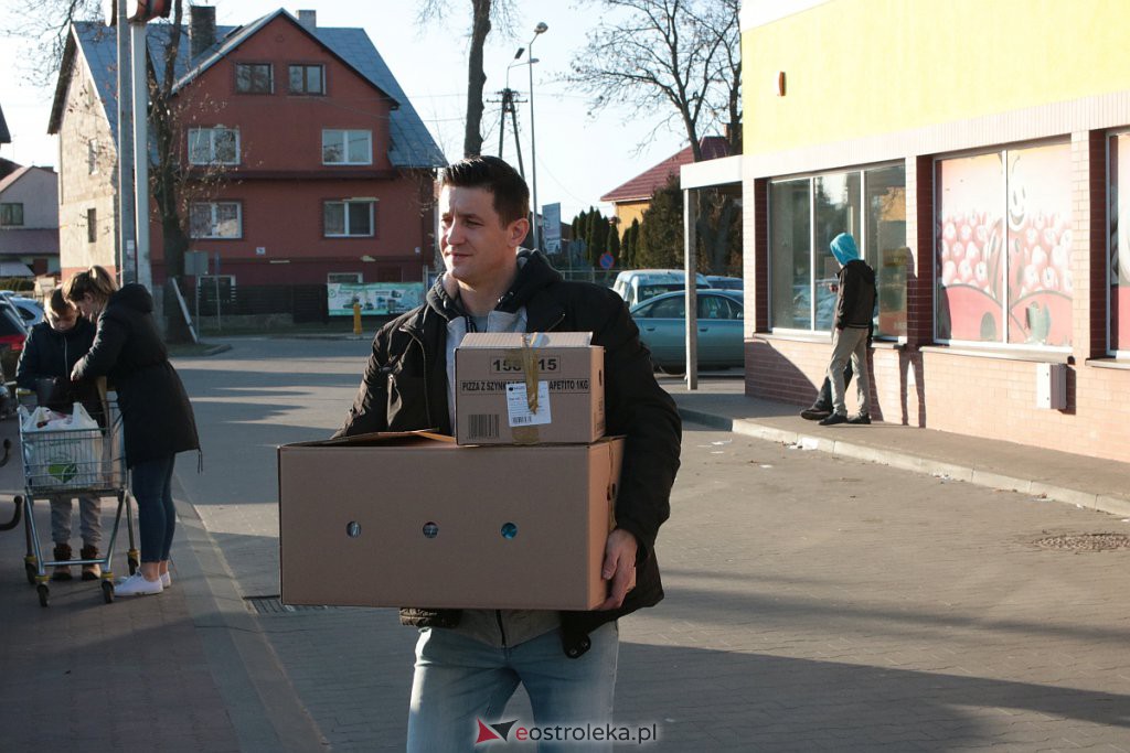 11. Świąteczna Zbiórka Żywności dobiegła końca [01.12.2019] - zdjęcie #52 - eOstroleka.pl