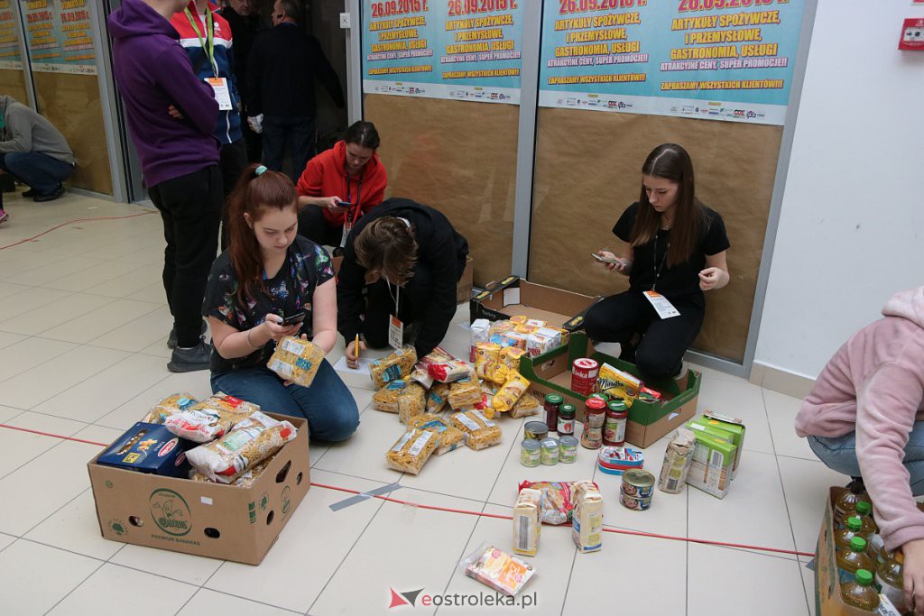 11. Świąteczna Zbiórka Żywności dobiegła końca [01.12.2019] - zdjęcie #30 - eOstroleka.pl
