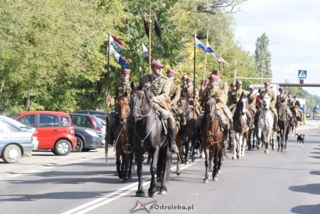 Uroczystości Święta Pułkowego w 90 Rocznice Bitwy Pod Zasławiem (19.09.2010) - zdjęcie #2 - eOstroleka.pl