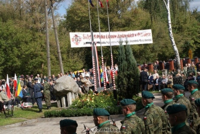 Uroczystości Święta Pułkowego w 90 Rocznice Bitwy Pod Zasławiem (19.09.2010) - zdjęcie #41 - eOstroleka.pl