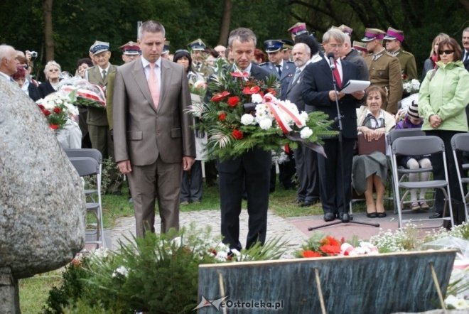 Uroczystości Święta Pułkowego w 90 Rocznice Bitwy Pod Zasławiem (19.09.2010) - zdjęcie #35 - eOstroleka.pl
