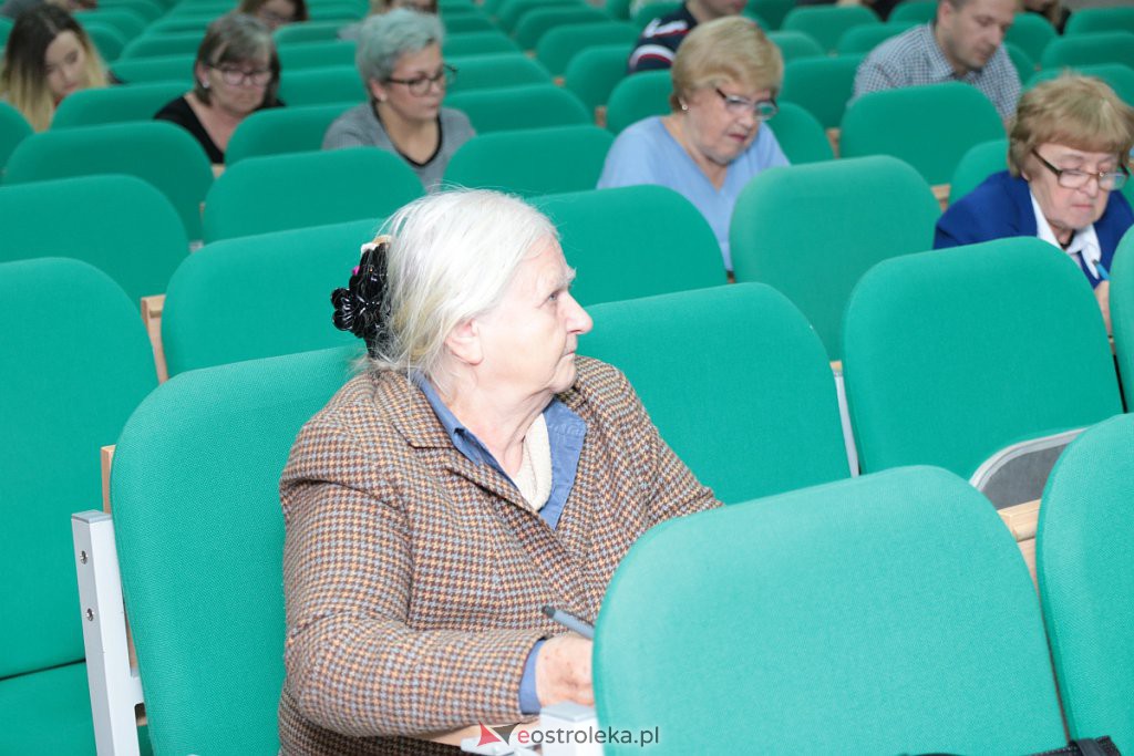I Ostrołęckie dyktando dla Dorosłych [06.12.2019] - zdjęcie #103 - eOstroleka.pl
