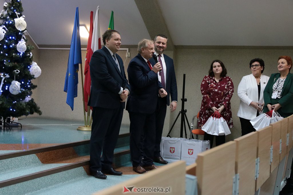 I Ostrołęckie dyktando dla Dorosłych [06.12.2019] - zdjęcie #80 - eOstroleka.pl