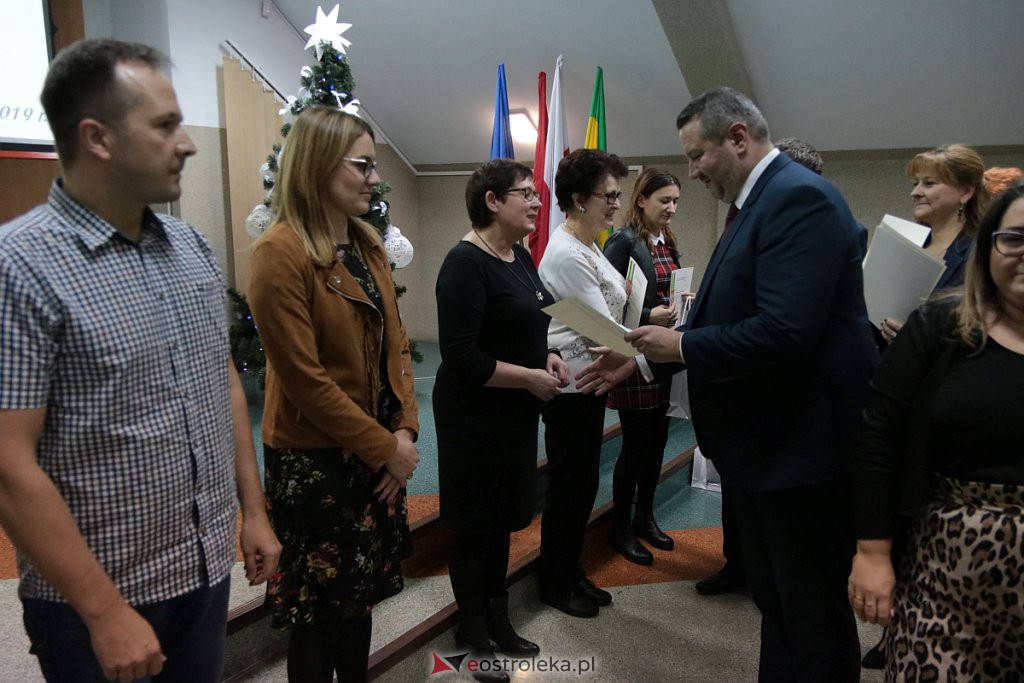 I Ostrołęckie dyktando dla Dorosłych [06.12.2019] - zdjęcie #70 - eOstroleka.pl