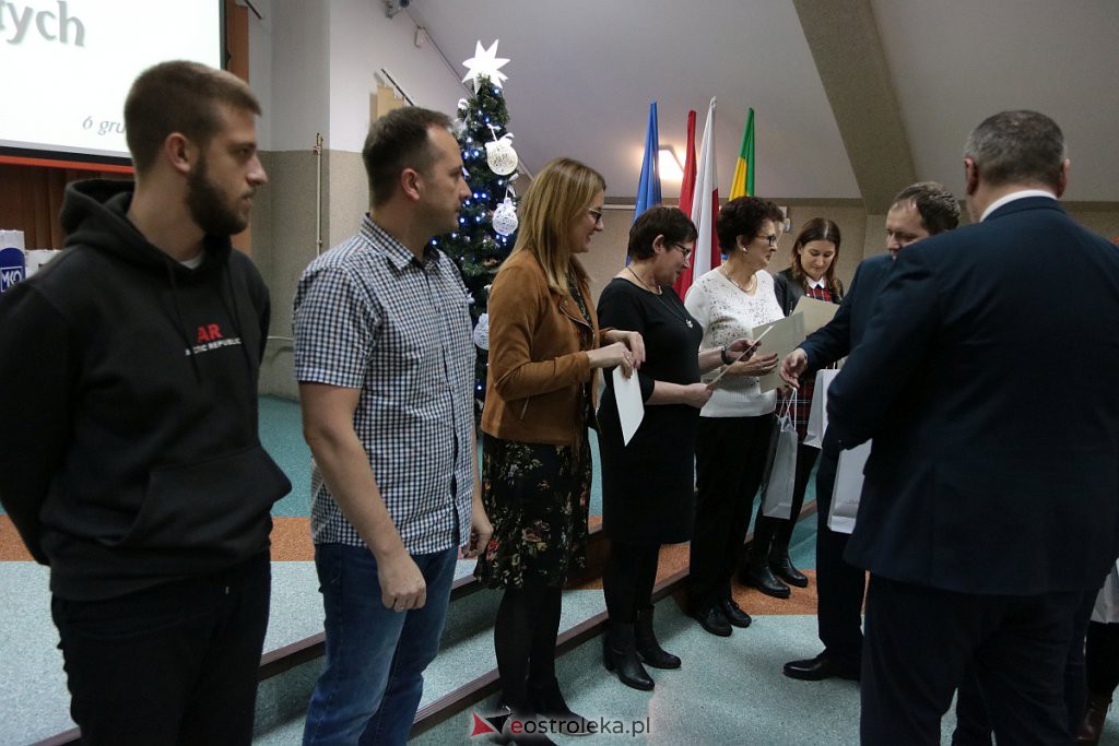 I Ostrołęckie dyktando dla Dorosłych [06.12.2019] - zdjęcie #68 - eOstroleka.pl