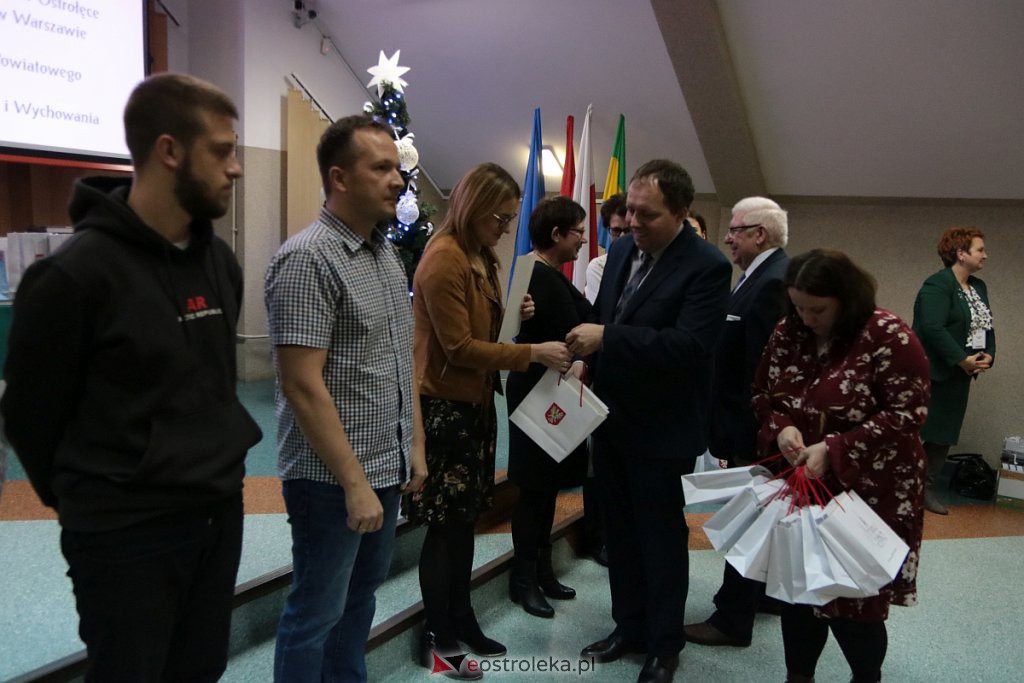 I Ostrołęckie dyktando dla Dorosłych [06.12.2019] - zdjęcie #66 - eOstroleka.pl