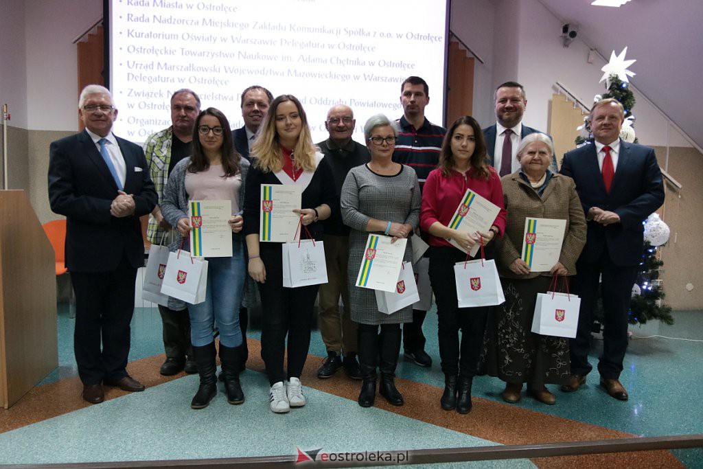 I Ostrołęckie dyktando dla Dorosłych [06.12.2019] - zdjęcie #39 - eOstroleka.pl