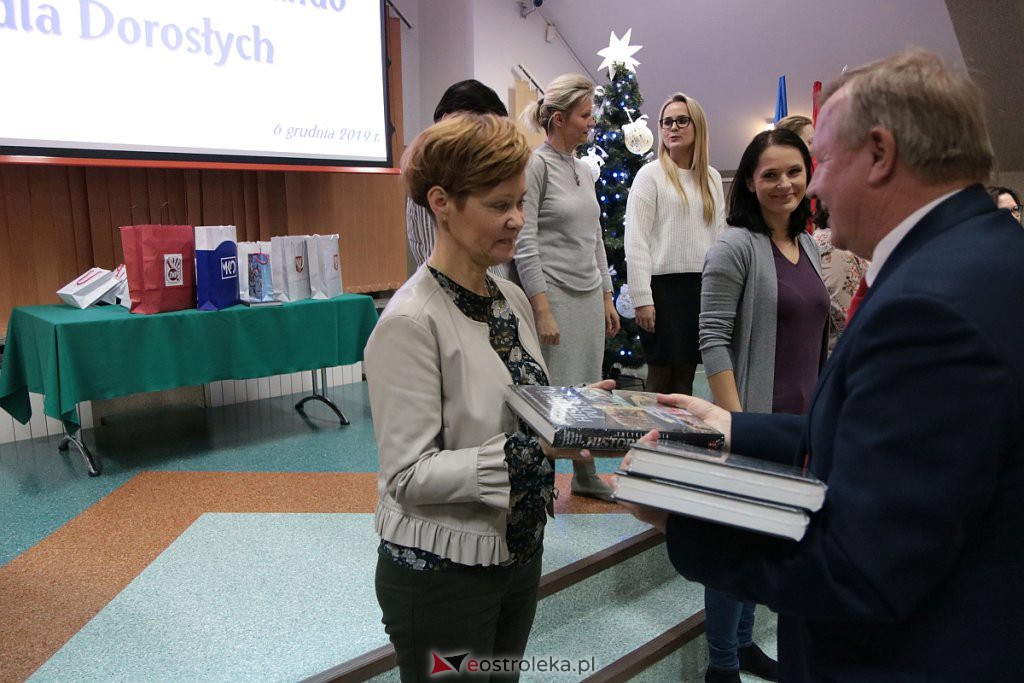 I Ostrołęckie dyktando dla Dorosłych [06.12.2019] - zdjęcie #35 - eOstroleka.pl