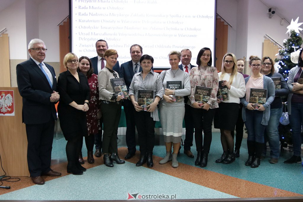 I Ostrołęckie dyktando dla Dorosłych [06.12.2019] - zdjęcie #31 - eOstroleka.pl