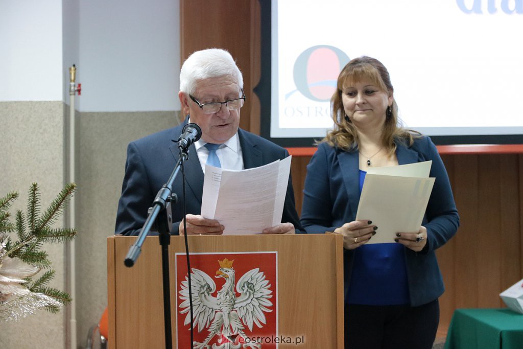 I Ostrołęckie dyktando dla Dorosłych [06.12.2019] - zdjęcie #29 - eOstroleka.pl