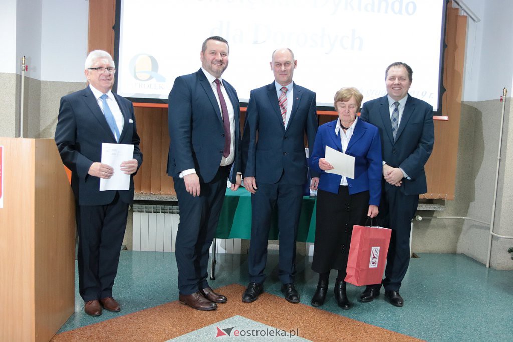 I Ostrołęckie dyktando dla Dorosłych [06.12.2019] - zdjęcie #24 - eOstroleka.pl