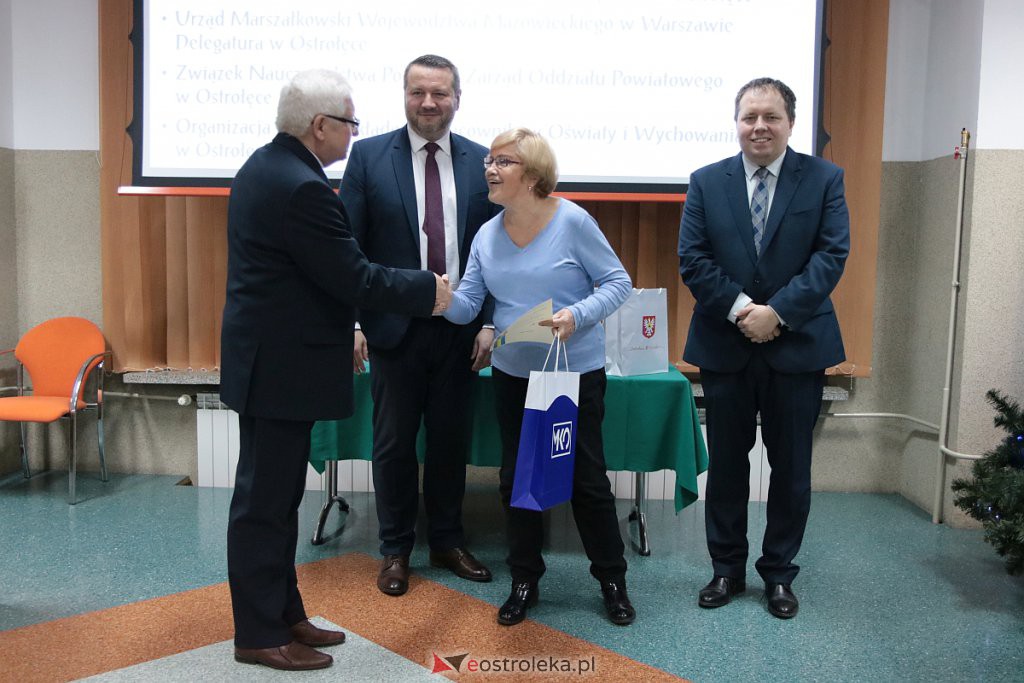 I Ostrołęckie dyktando dla Dorosłych [06.12.2019] - zdjęcie #20 - eOstroleka.pl