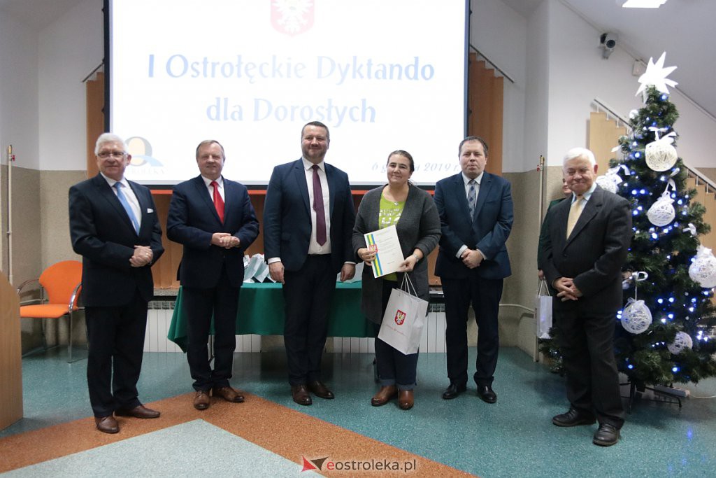 I Ostrołęckie dyktando dla Dorosłych [06.12.2019] - zdjęcie #14 - eOstroleka.pl